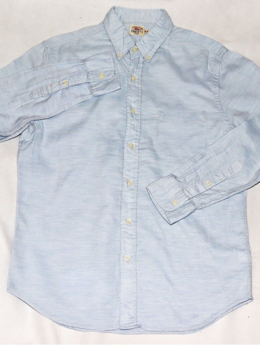 Faherty Shirt Mens Large Blue Chambray Long Sleeve Button Up Lightweight Casual